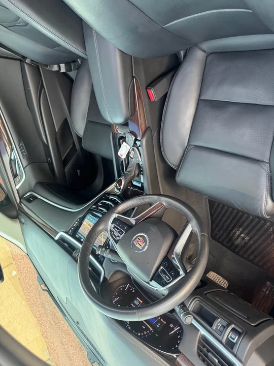 2015 Cadillac XTS - Image 10 of 11