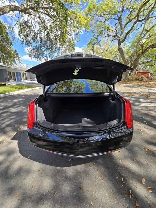 2015 Cadillac XTS - Image 9 of 17