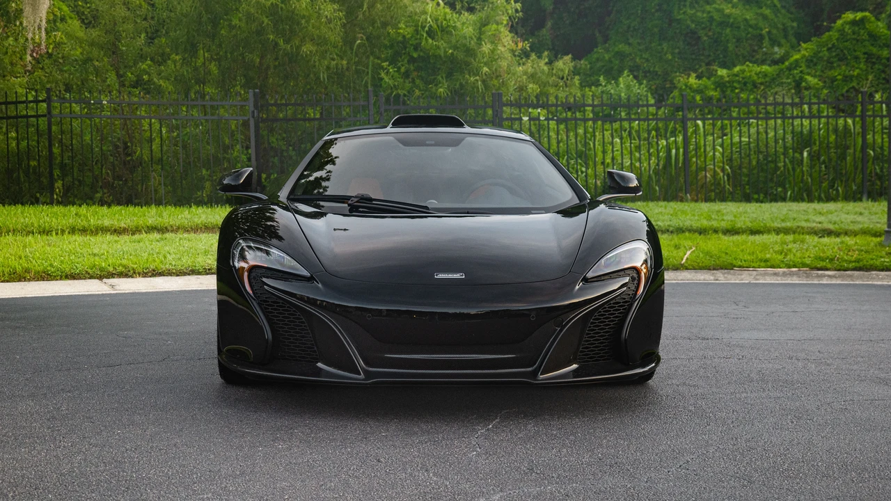 2015 McLaren 650S Coupe - Image 2 of 31