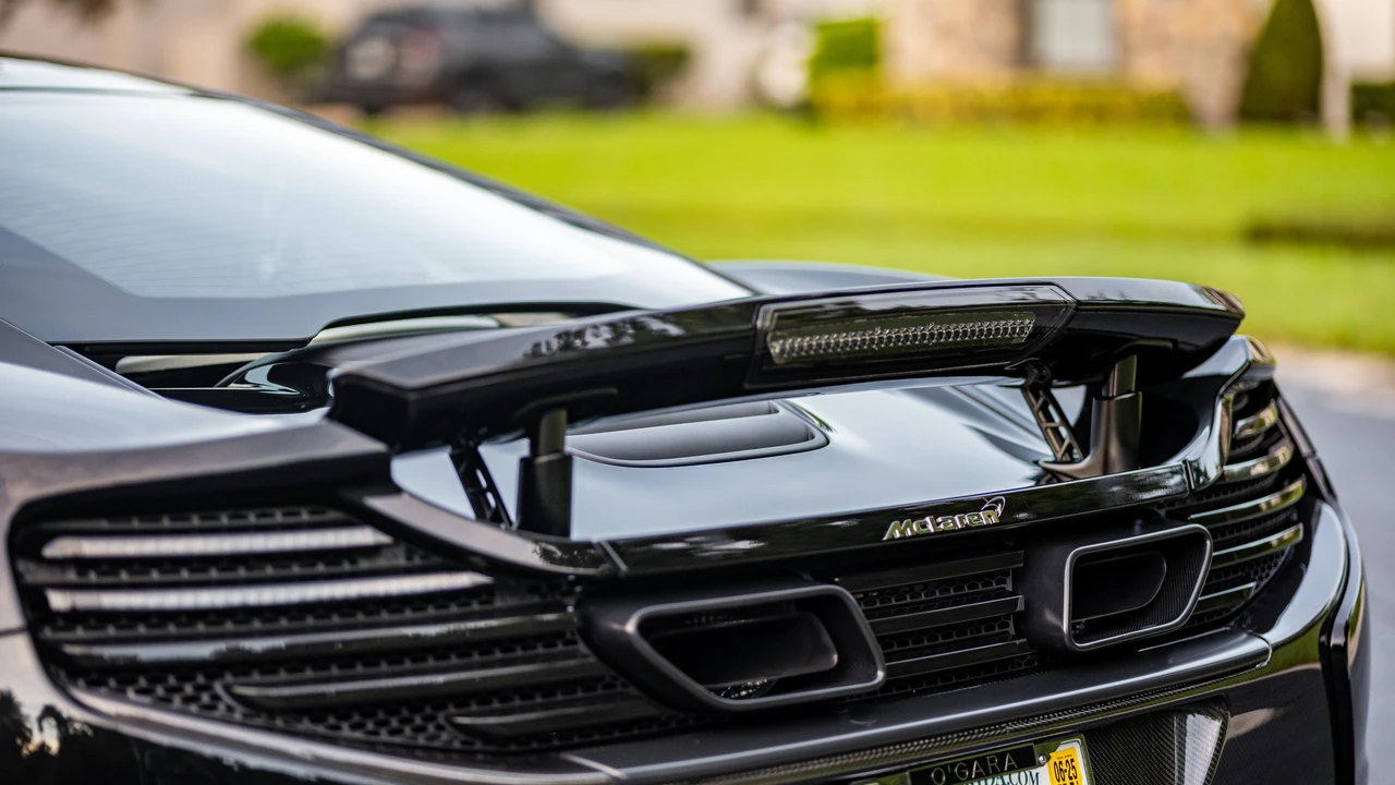 2015 McLaren 650S Coupe - Image 23 of 31