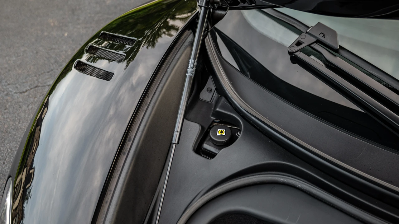2015 McLaren 650S Coupe - Image 17 of 31