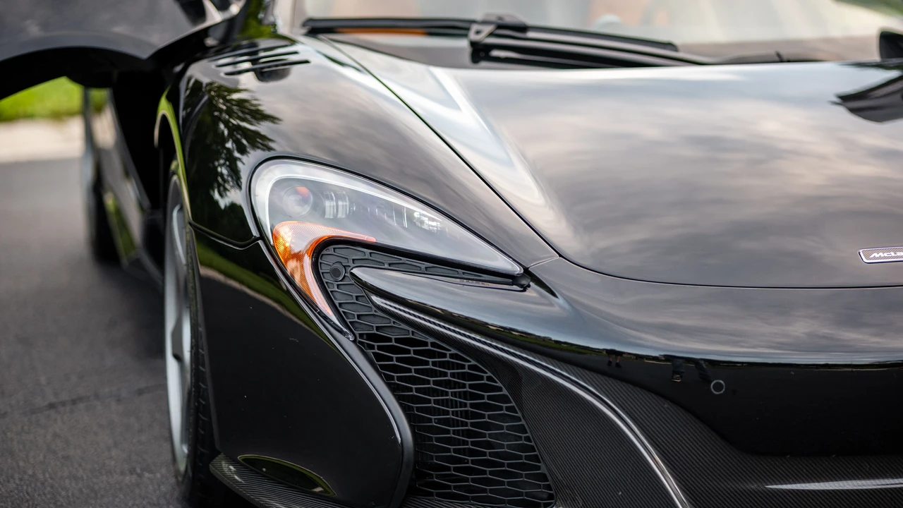 2015 McLaren 650S Coupe - Image 22 of 31