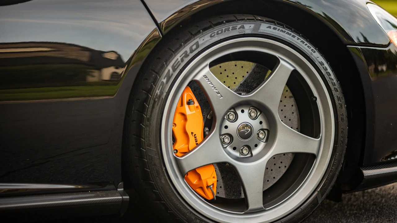 2015 McLaren 650S Coupe - Image 31 of 31