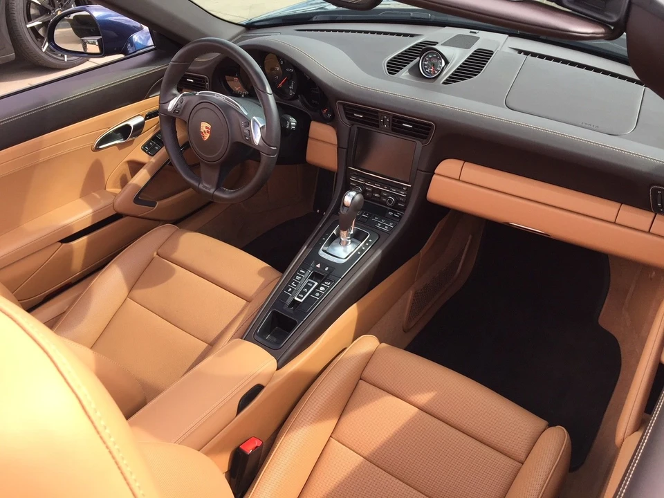 2015 Porsche 991 Carrera GTS - Image 6 of 10