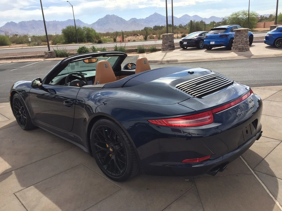 2015 Porsche 991 Carrera GTS - Image 9 of 10