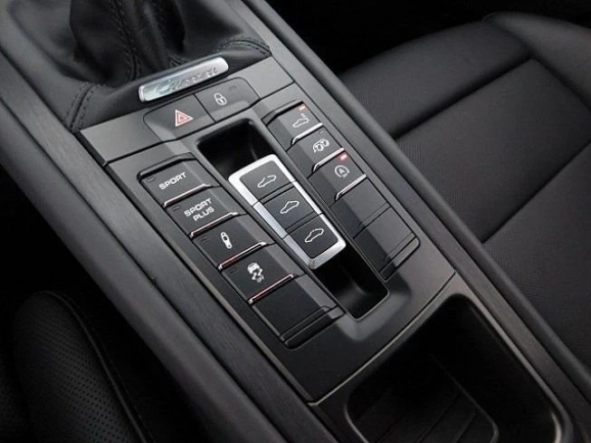 2015 Porsche 991 Carrera GTS - Image 14 of 20