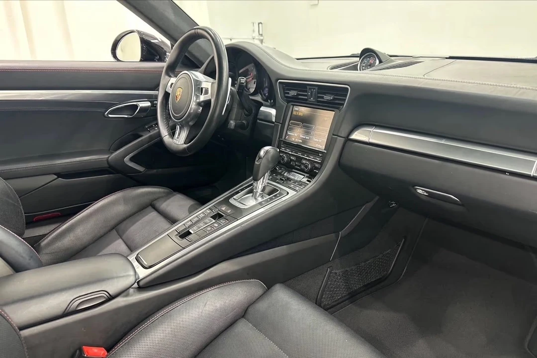 2015 Porsche 991 Carrera S - Image 10 of 26