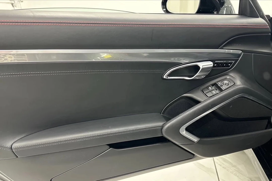 2015 Porsche 991 Carrera S - Image 12 of 26