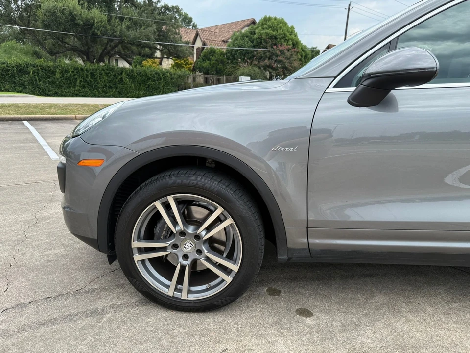 2015 Porsche 958 Cayenne Diesel - Image 13 of 25