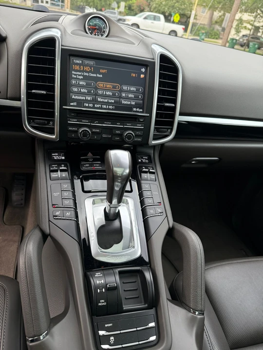 2015 Porsche 958 Cayenne Diesel - Image 21 of 25