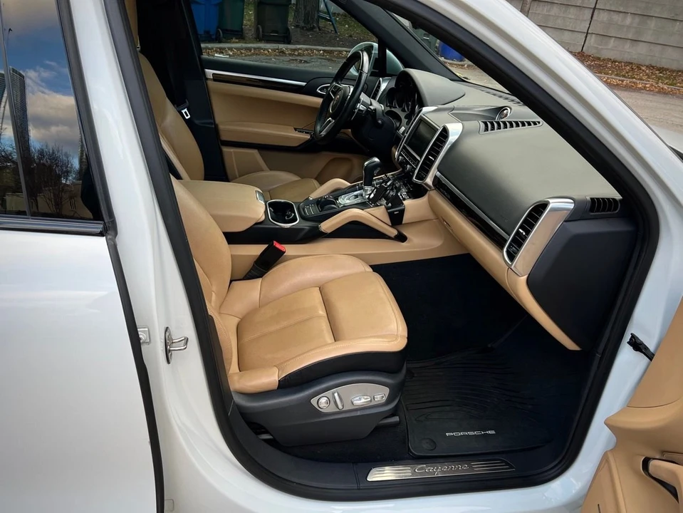 2015 Porsche 958 Cayenne Diesel - Image 12 of 29