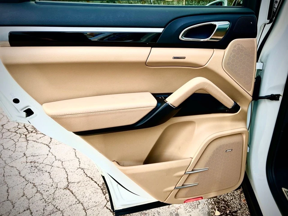 2015 Porsche 958 Cayenne Diesel - Image 17 of 29
