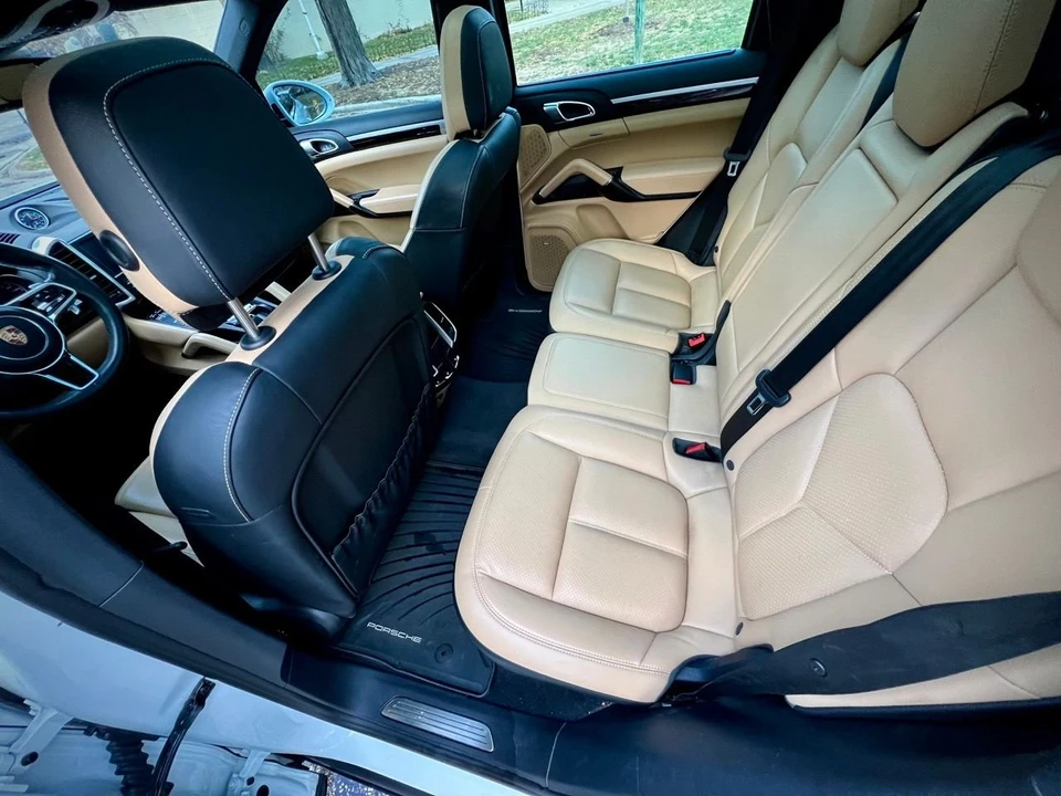 2015 Porsche 958 Cayenne Diesel - Image 14 of 29