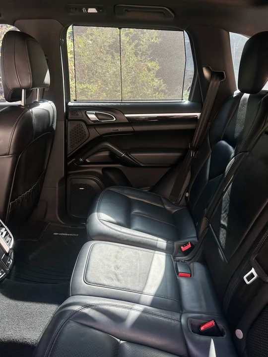 2015 Porsche 958 Cayenne Diesel - Image 25 of 31