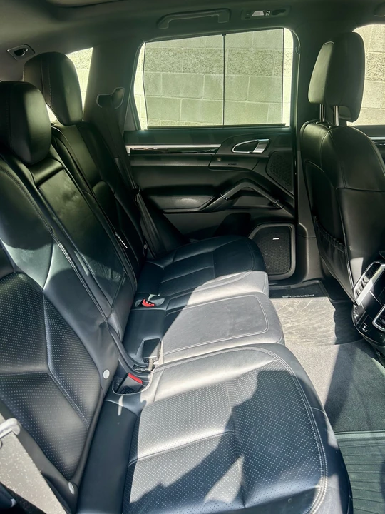 2015 Porsche 958 Cayenne Diesel - Image 24 of 31