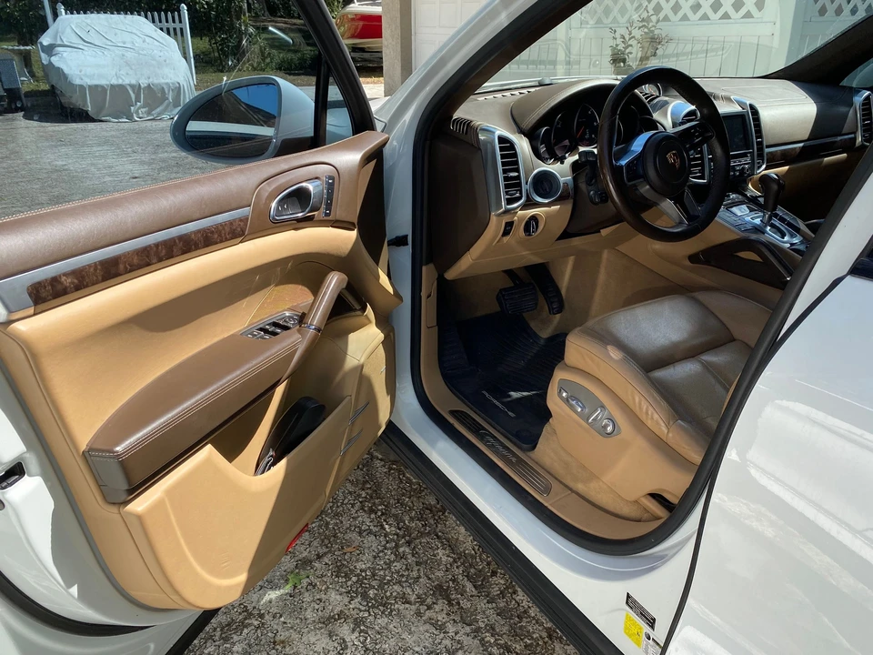 2015 Porsche 958 Cayenne Diesel - Image 8 of 17