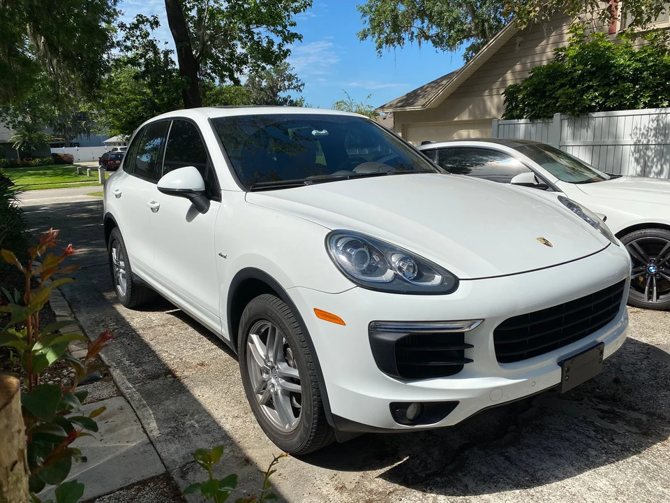 2015 Porsche 958 Cayenne Diesel - Image 13 of 17