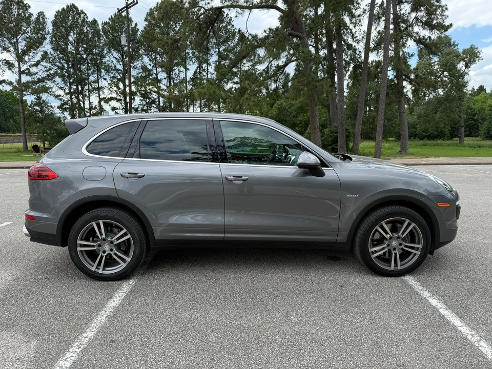 2015 Porsche 958 Cayenne Diesel - Image 9 of 17