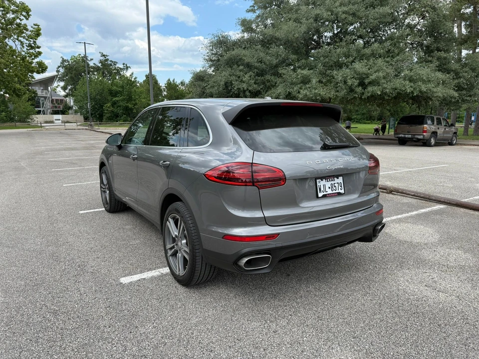 2015 Porsche 958 Cayenne Diesel - Image 12 of 17