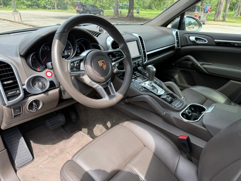 2015 Porsche 958 Cayenne Diesel - Image 14 of 17