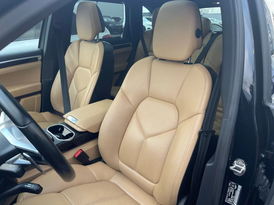 2015 Porsche 958 Cayenne Diesel - Image 4 of 7