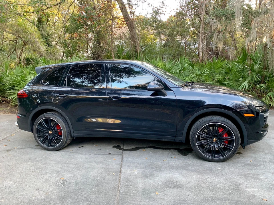2015 Porsche 958 Cayenne Turbo - Image 4 of 11