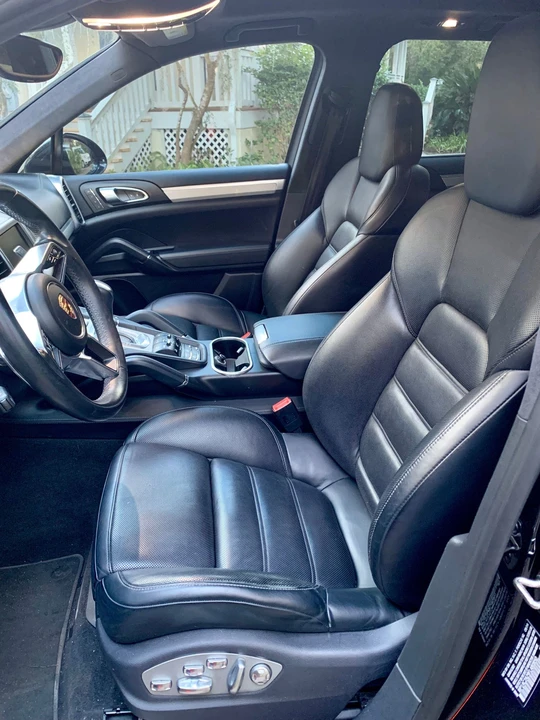 2015 Porsche 958 Cayenne Turbo - Image 10 of 11