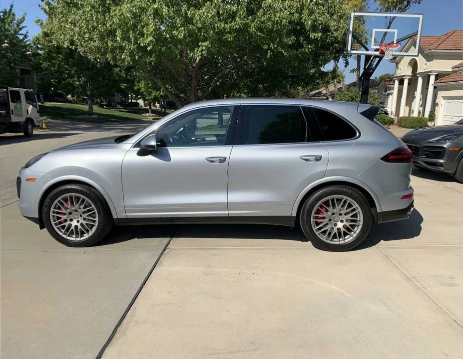 2015 Porsche 958 Cayenne Turbo - Image 14 of 18