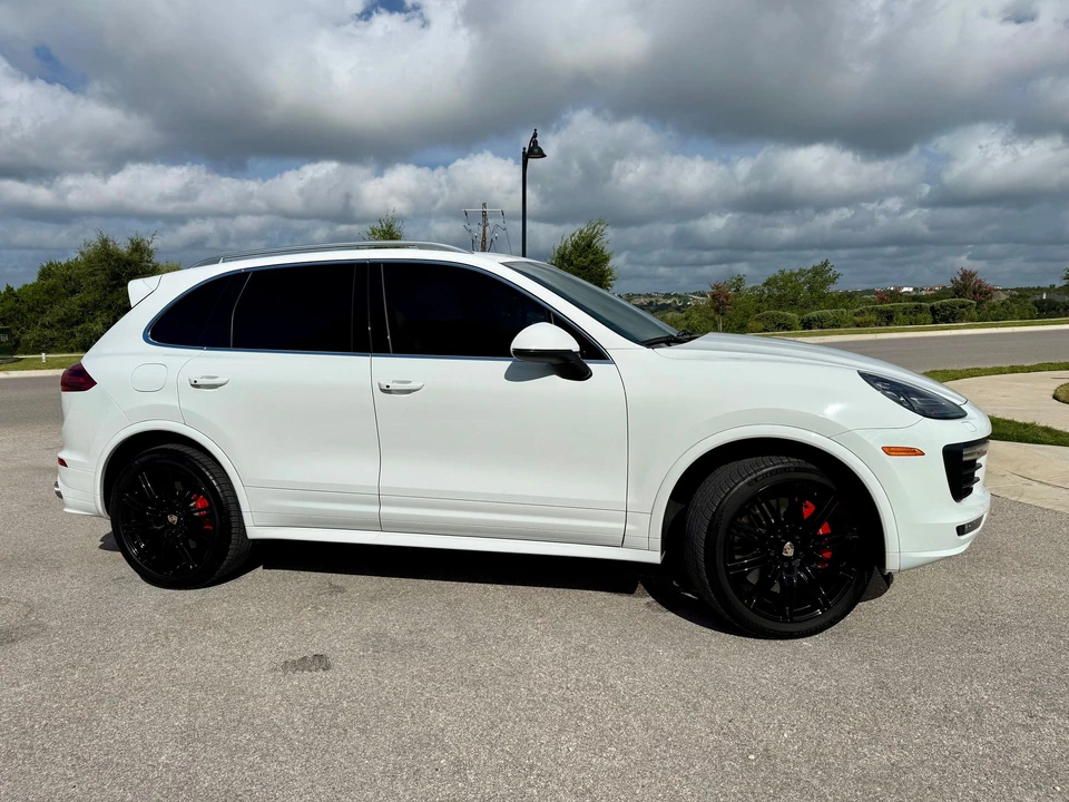 2015 Porsche 958 Cayenne Turbo - Image 6 of 20