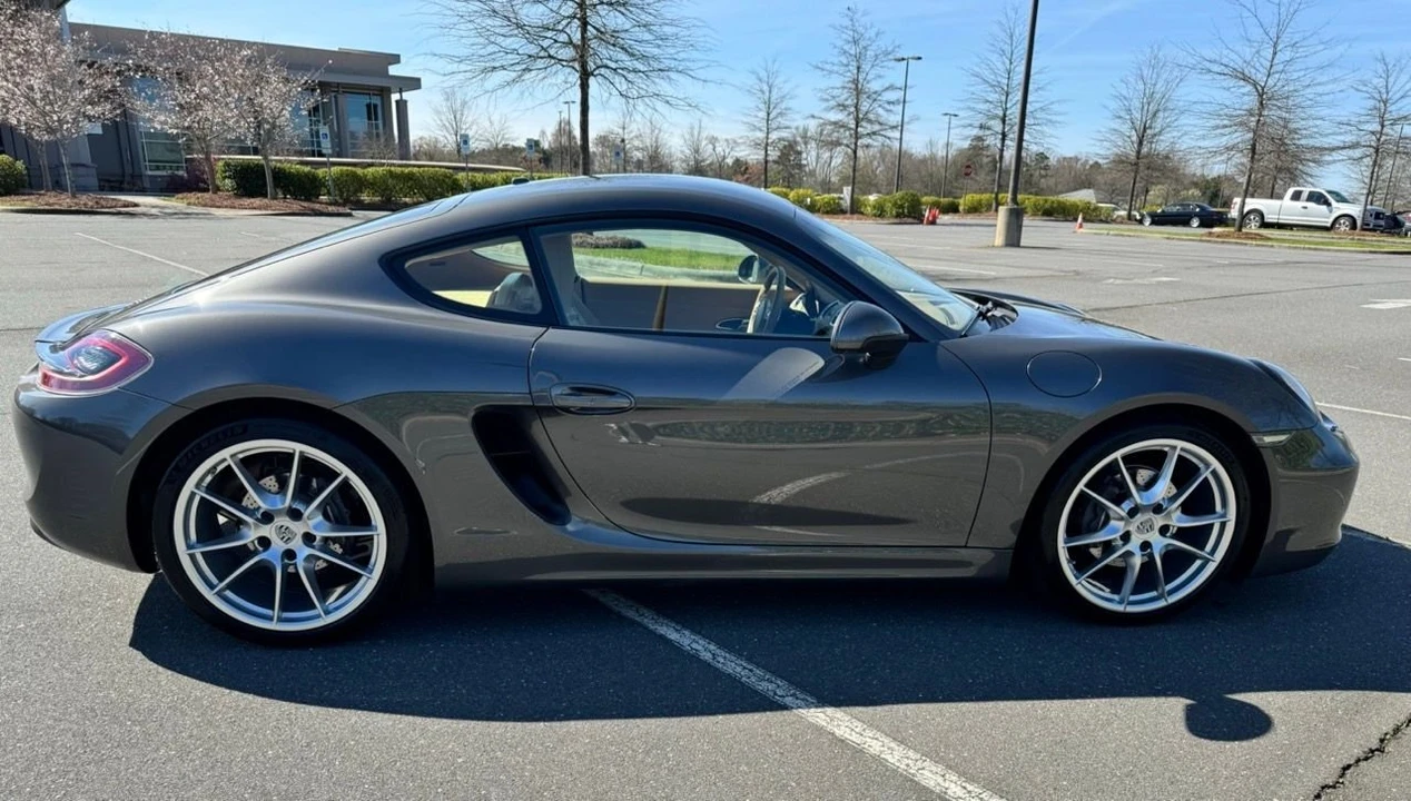 2015 Porsche 981 Cayman - Image 2 of 19