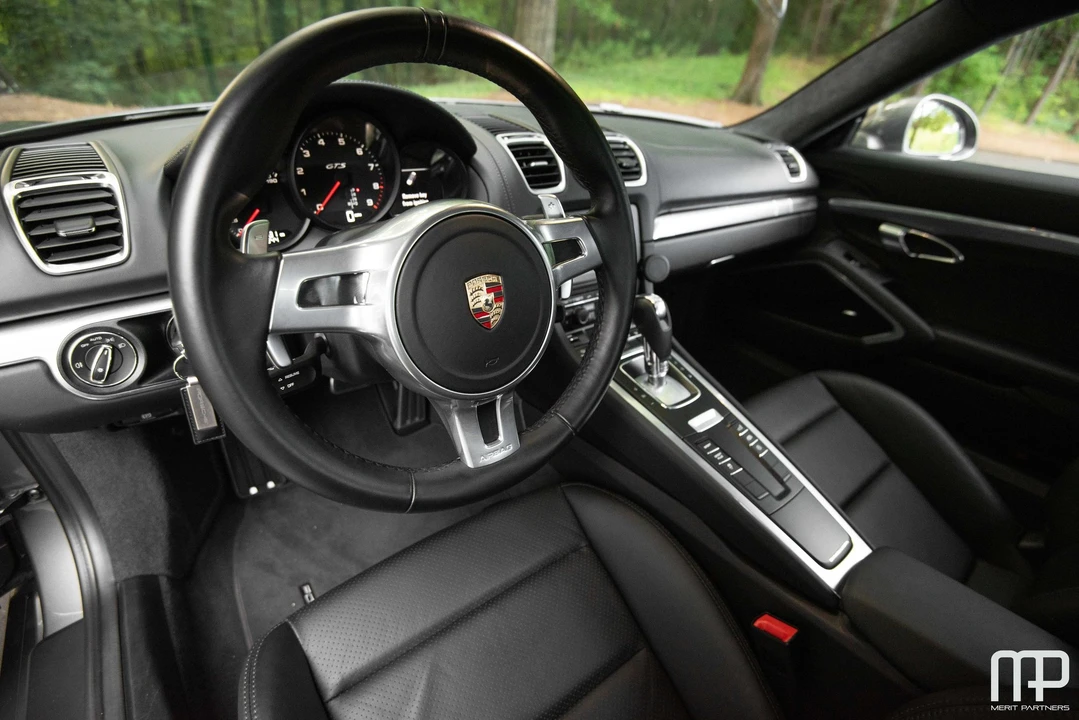 2015 Porsche 981 Cayman GTS - Image 15 of 20