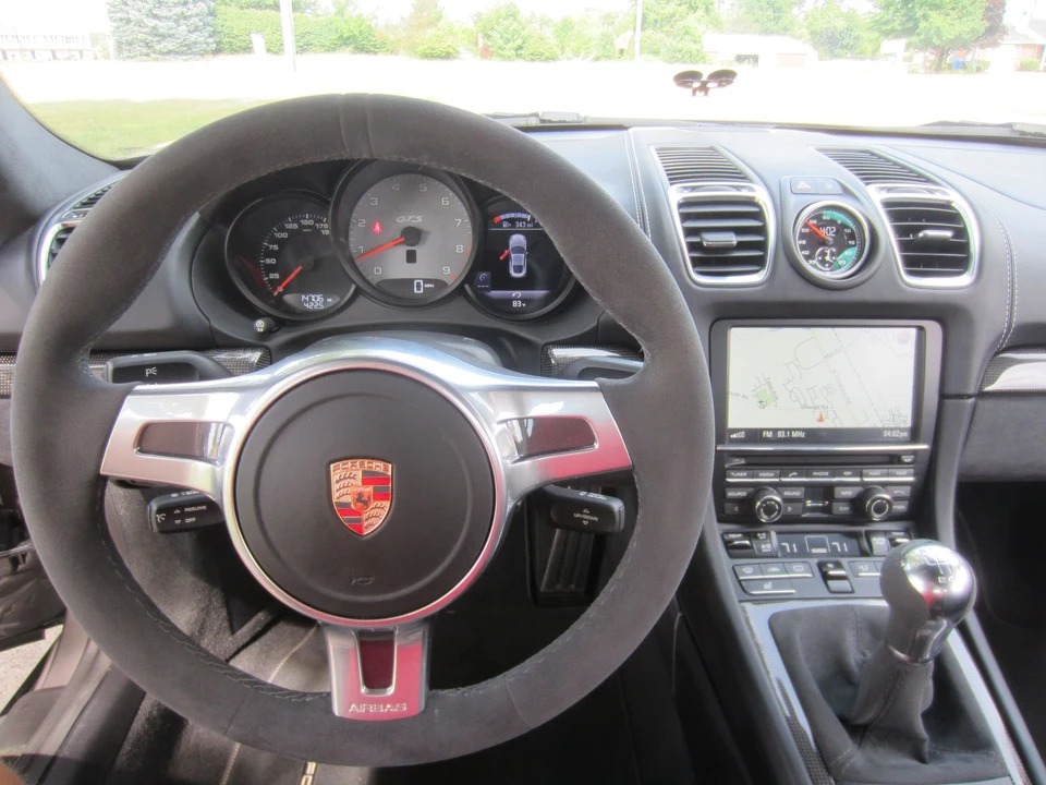 2015 Porsche 981 Cayman GTS - Image 4 of 14