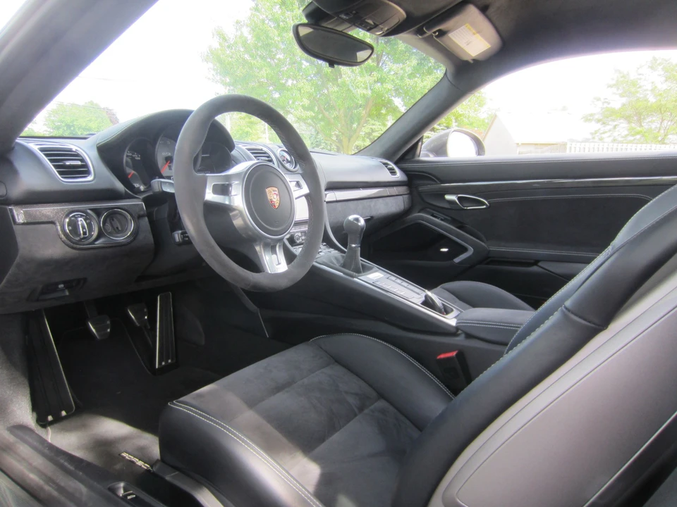2015 Porsche 981 Cayman GTS - Image 6 of 14