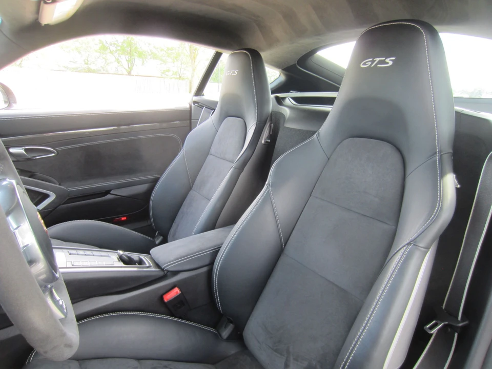 2015 Porsche 981 Cayman GTS - Image 7 of 14