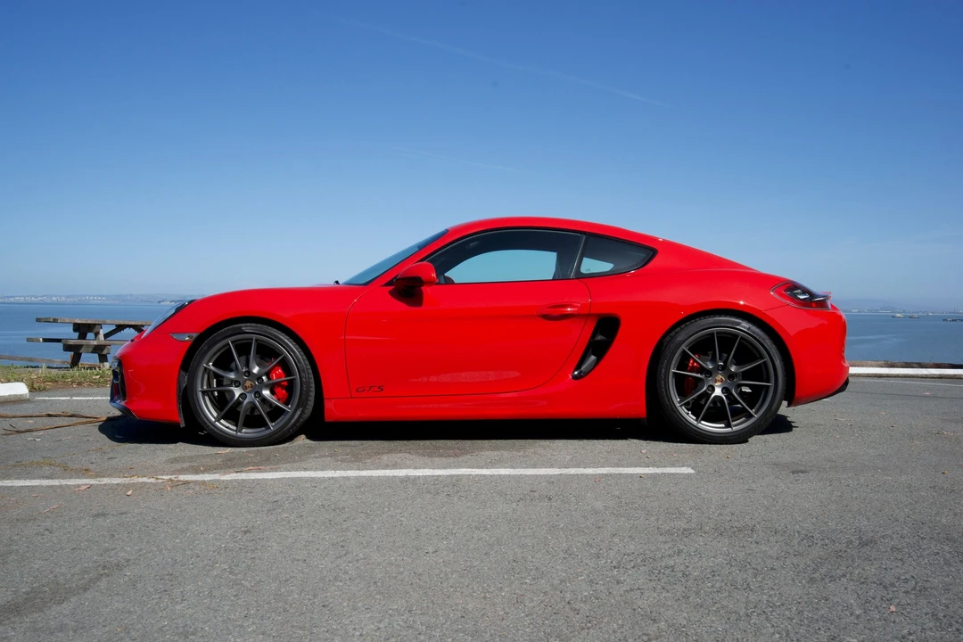 2015 Porsche 718 Cayman GTS - Image 2 of 19