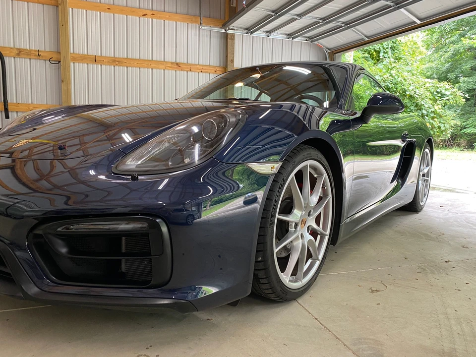 2015 Porsche 981 Cayman GTS - Image 17 of 31