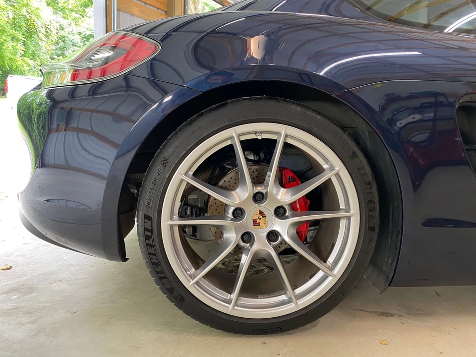 2015 Porsche 981 Cayman GTS - Image 7 of 31
