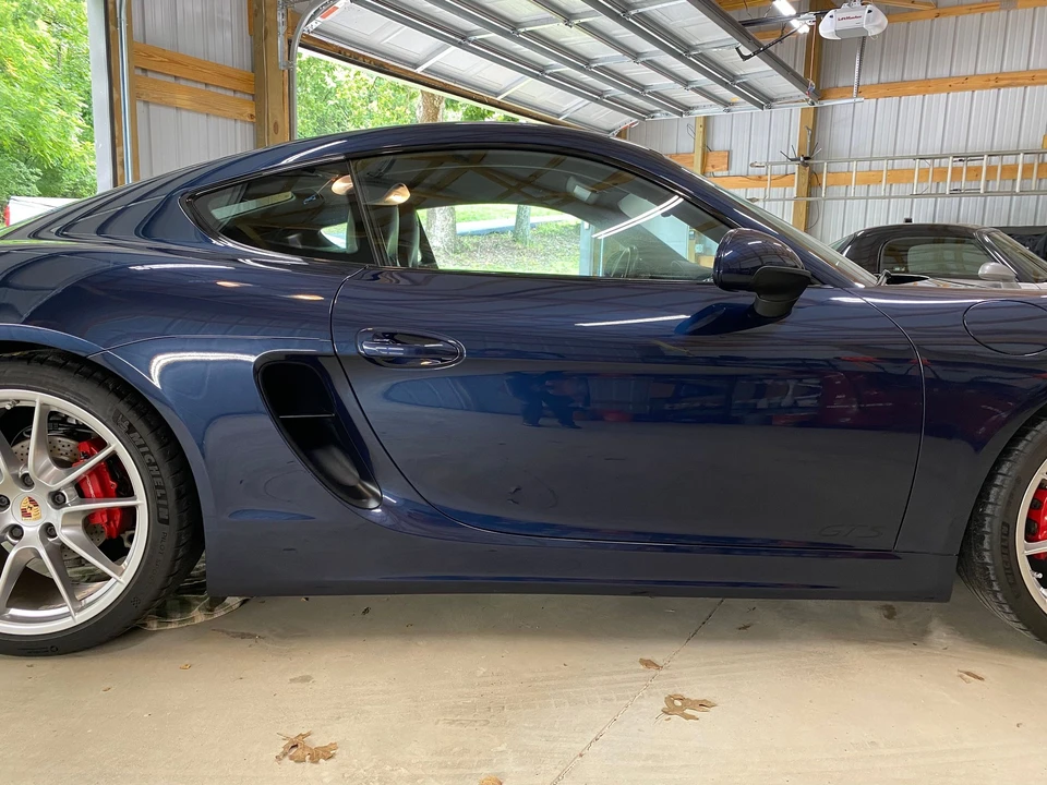 2015 Porsche 981 Cayman GTS - Image 11 of 31