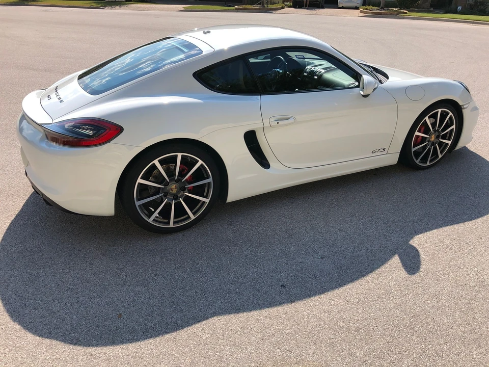 2015 Porsche 981 Cayman GTS - Image 3 of 19