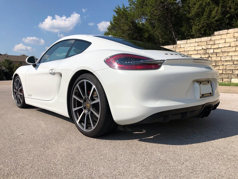2015 Porsche 981 Cayman GTS - Image 7 of 19