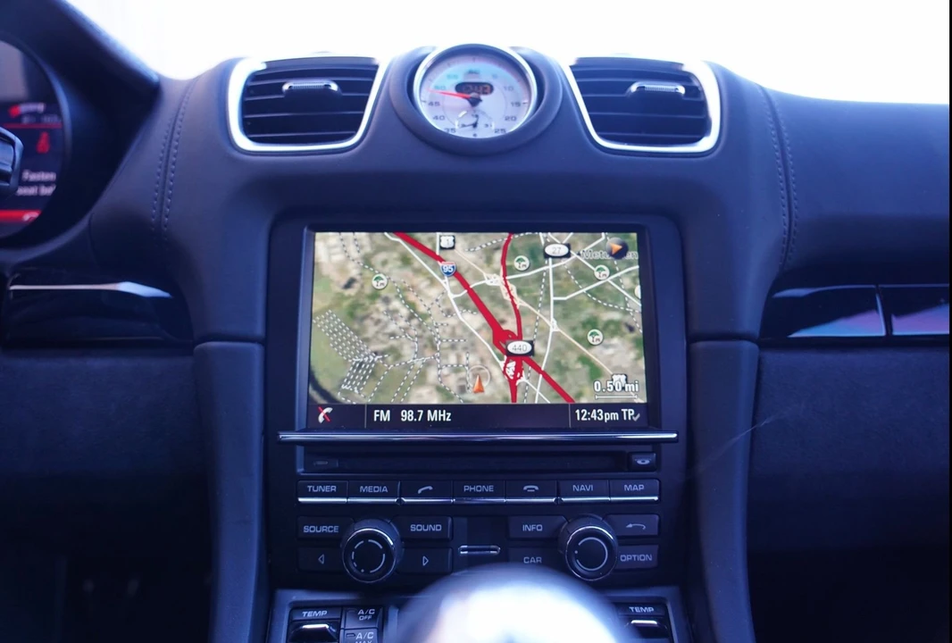 2015 Porsche 981 Cayman GTS - Image 13 of 15