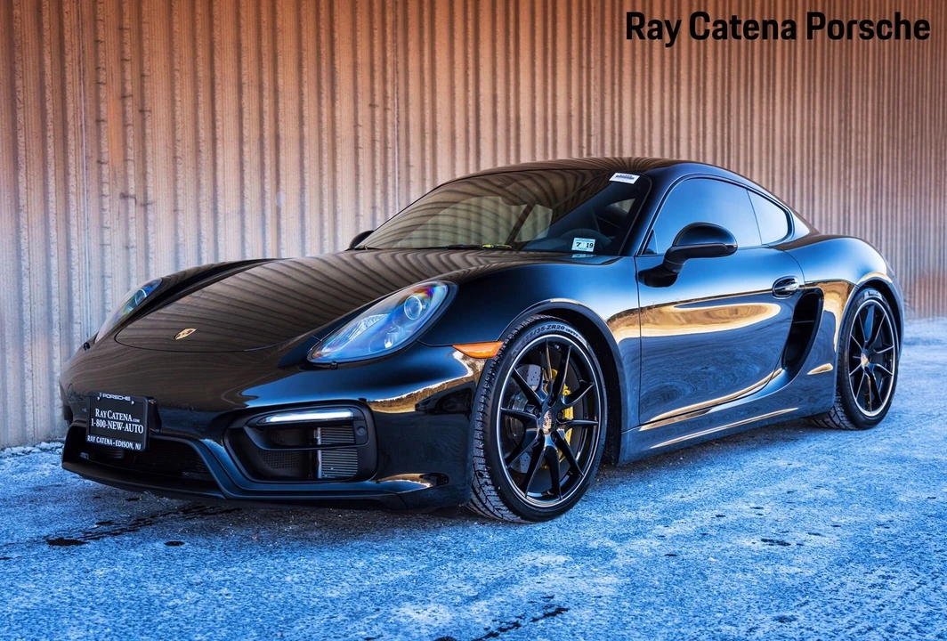 2015 Porsche 981 Cayman GTS - Image 6 of 15