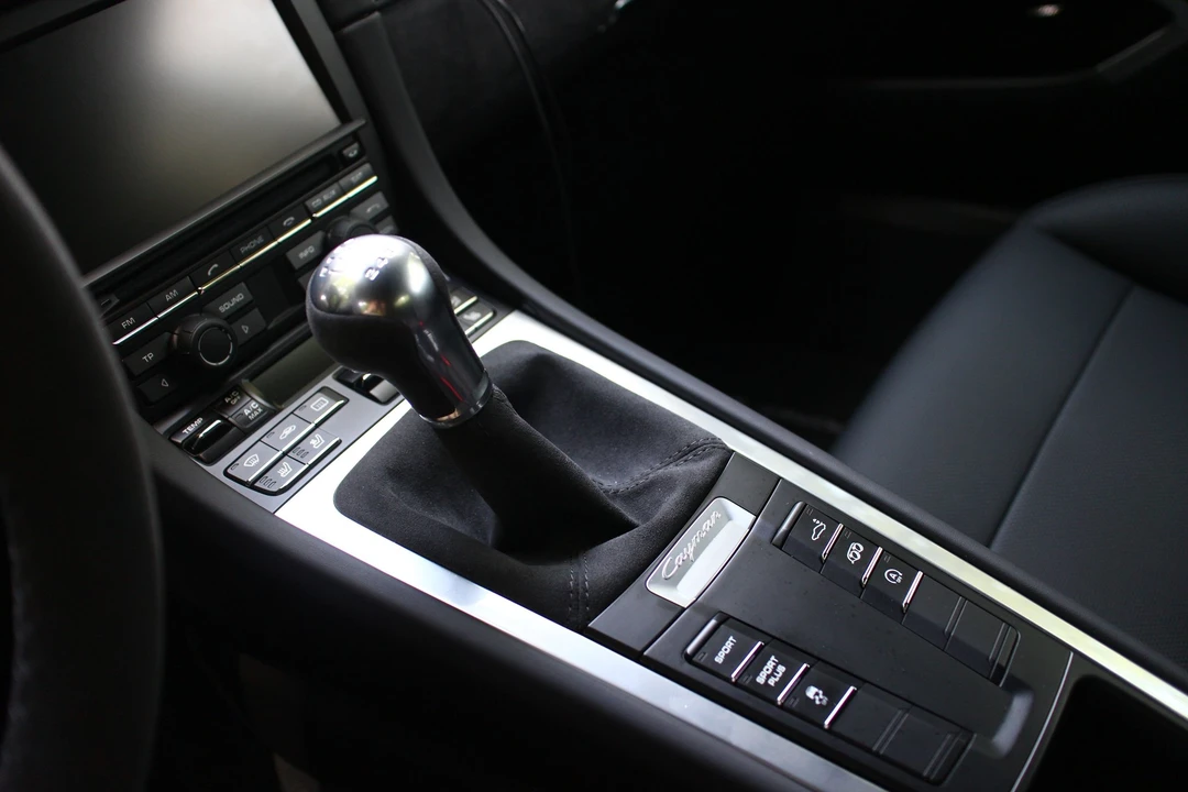 2015 Porsche 981 Cayman GTS - Image 9 of 13
