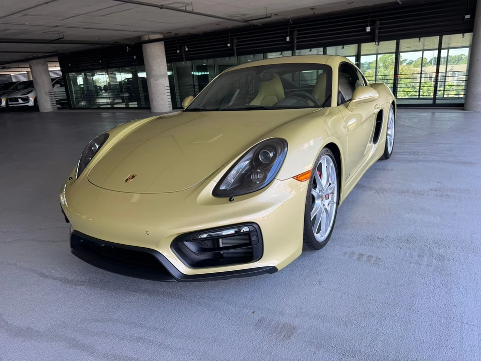 2015 Porsche 981 Cayman GTS - Image 13 of 31