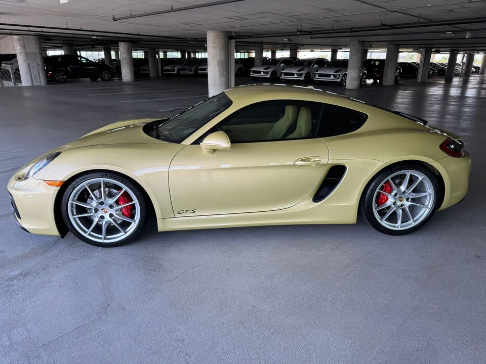 2015 Porsche 981 Cayman GTS - Image 7 of 31