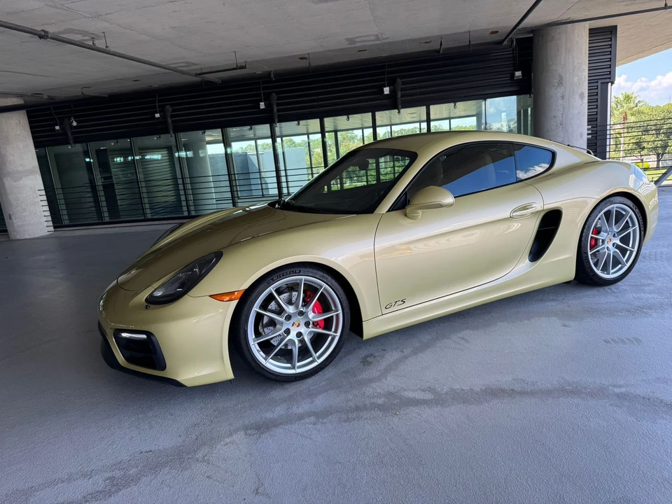 2015 Porsche 981 Cayman GTS - Image 4 of 31