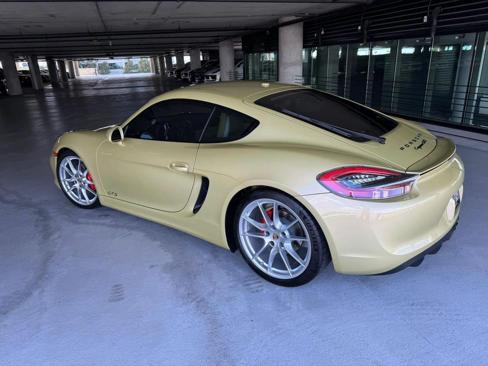 2015 Porsche 981 Cayman GTS - Image 8 of 31