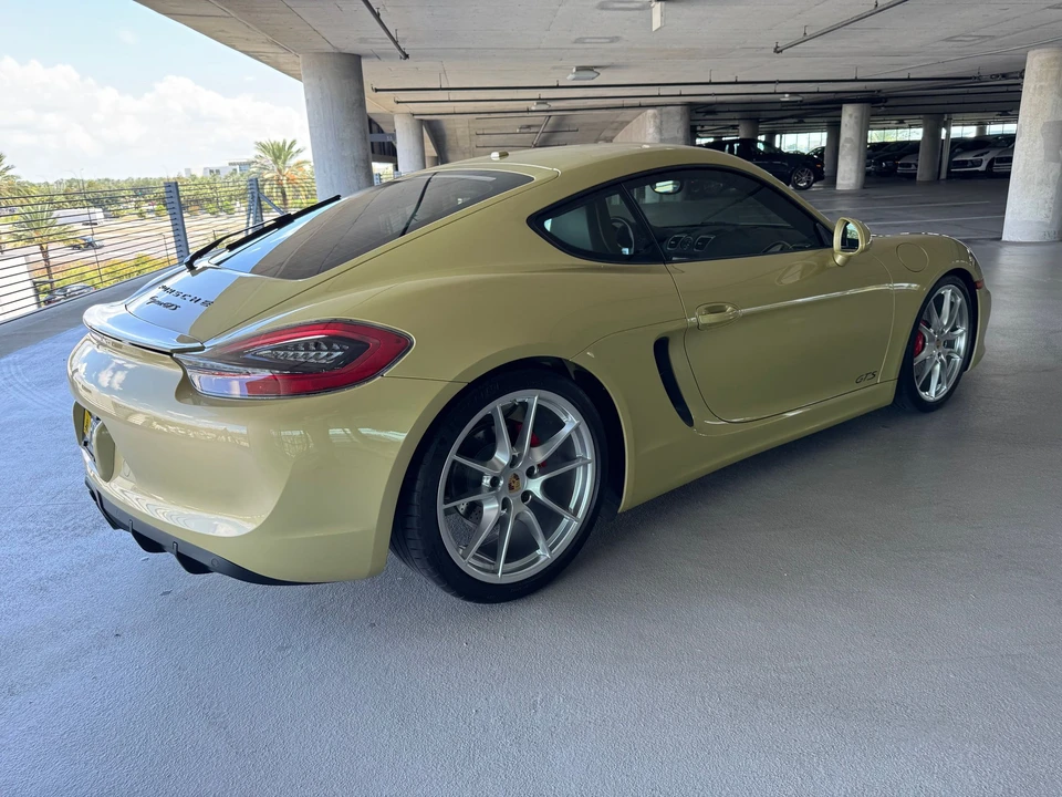 2015 Porsche 981 Cayman GTS - Image 21 of 31