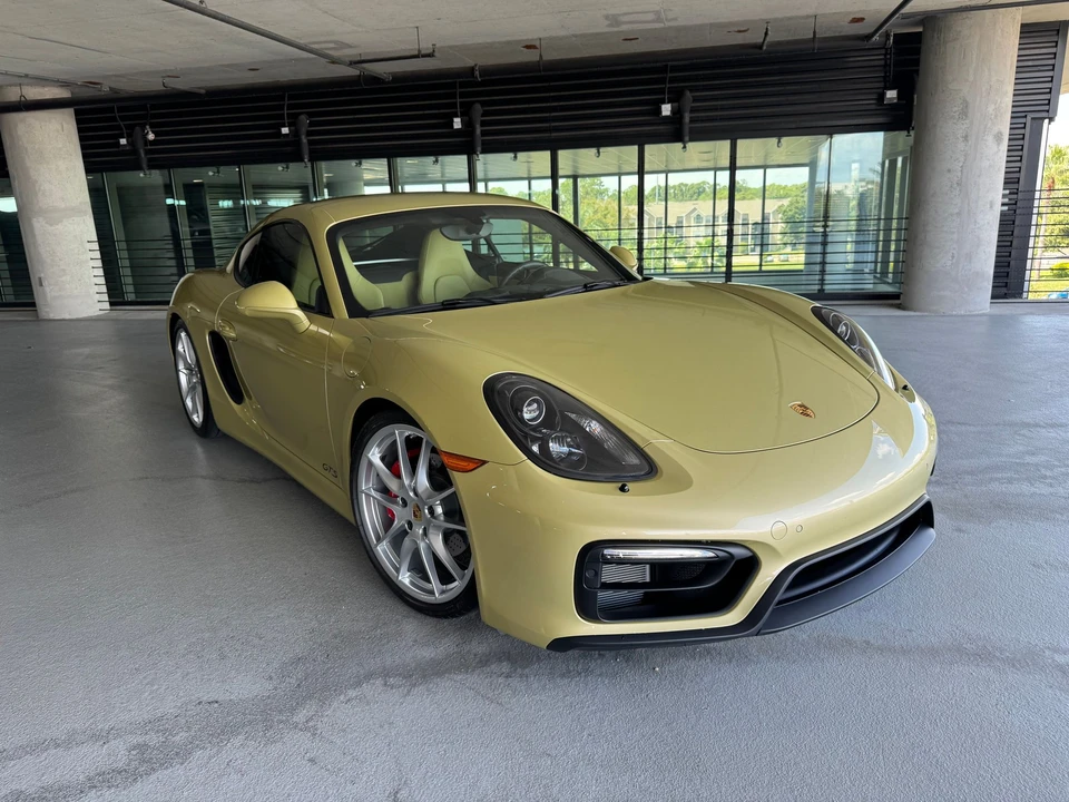 2015 Porsche 981 Cayman GTS - Image 17 of 31