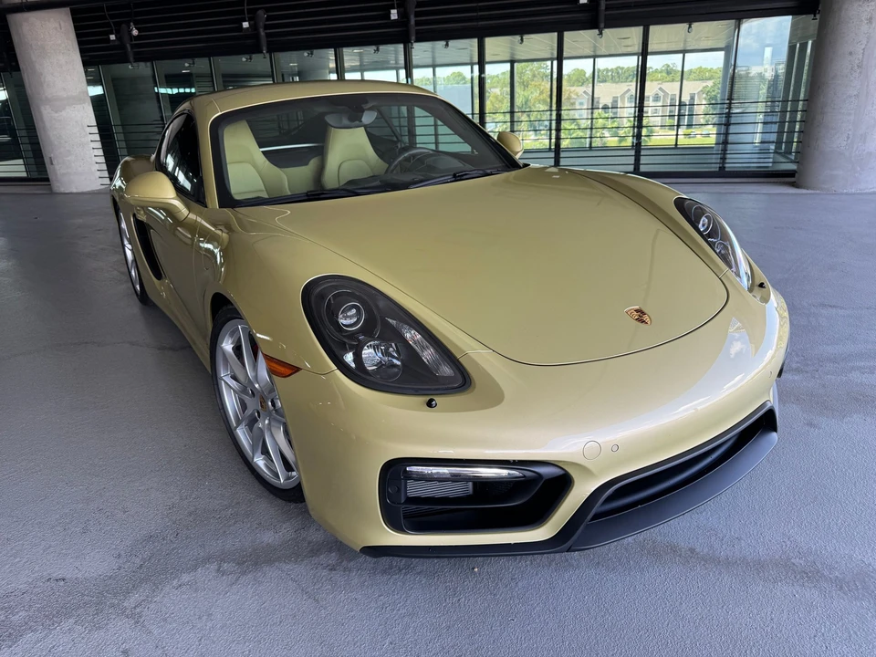 2015 Porsche 981 Cayman GTS - Image 16 of 31